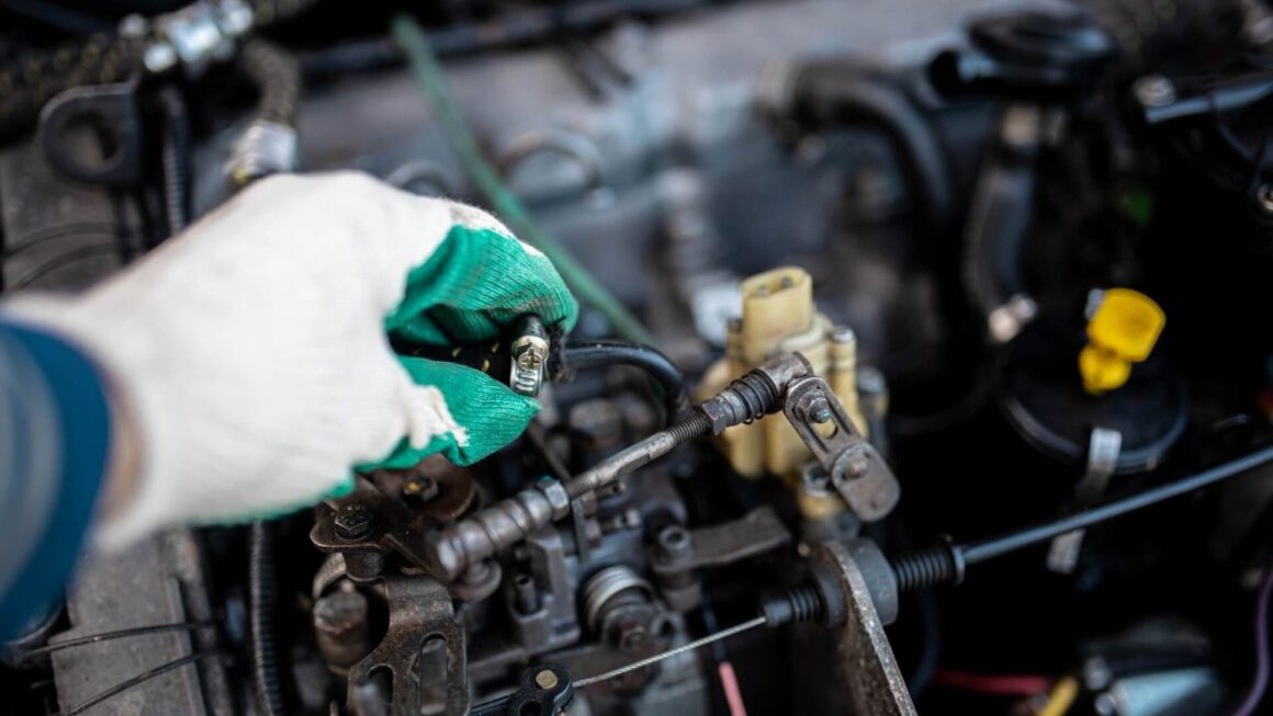 Clogged Fuel Injector Symptoms That Hurt Performance and Fuel Economy